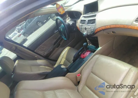 2010 Honda Accord 3.5 Ex-L z USA, uszkodzony, nr VIN 1HGCP3F82AA012672